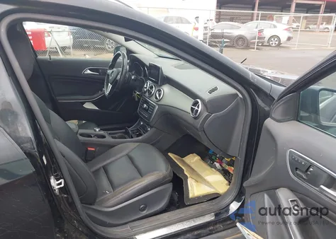 2015 Mercedes-Benz Gla 250 4Matic из США, поврежденный, VIN WDCTG4GB5FJ038683